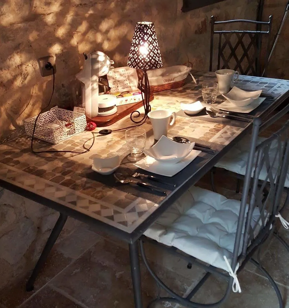 Le Donjon Des Combes Bed & Breakfast Fayence 0*,  프랑스